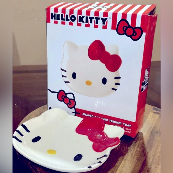 Sanrio Hello Kitty Shaped
Ceramic Trinket Tray - Jewelry
Ring Holder Dish - Picture 8 of 14